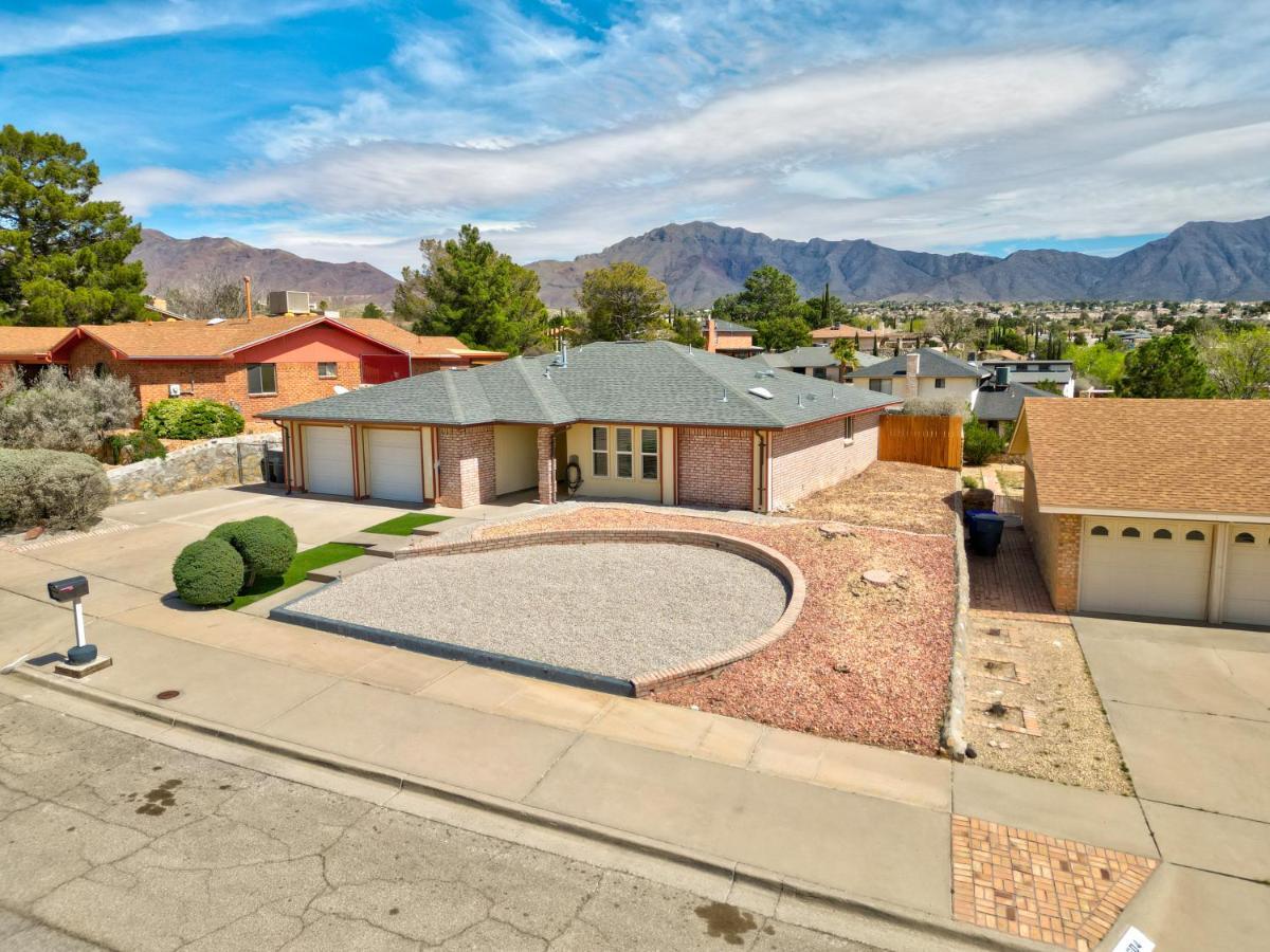 Home With Mountain View/Pool/Tub El Paso Exteriér fotografie